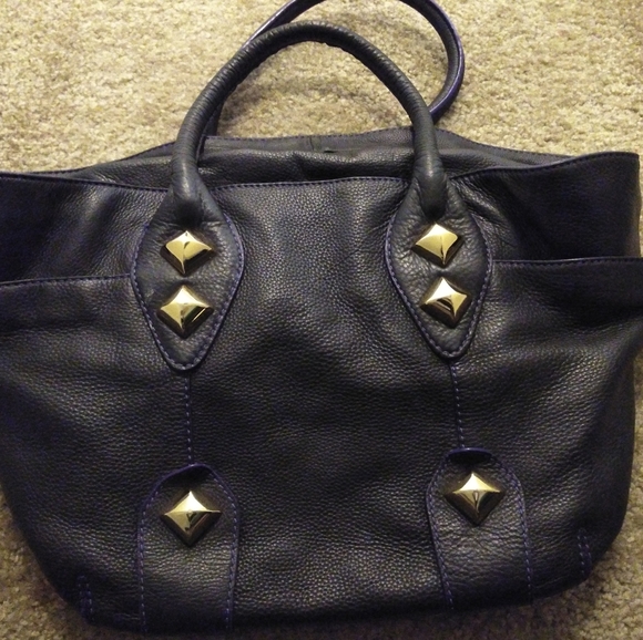 Handbag - Picture 1 of 8
